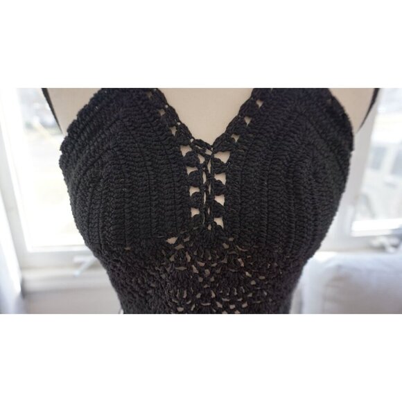 Black Crochet Halter Bralette | Boho Festival Crop Top | Adjustable Tie-Back - Picture 2 of 8
